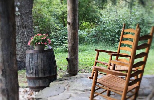 Stanardsville Cabin | Relaxing Retreat at The Rustic Old Dam Cabin, Rated 9.6/10
