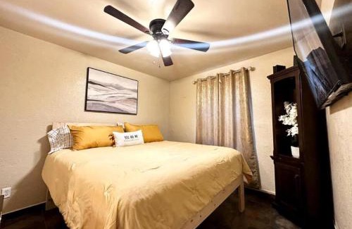 Eagle Pass Apartment | Pet-Friendly Getaway at The Rustic @ Paseo de Encinal Drive