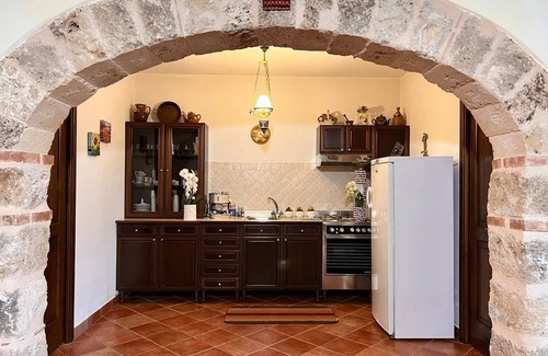 Villa Grazia di Carini Apartment | Rustico di Gio: Oceanfront Stay Near Falcone Borsellino