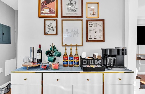 Southern Coast Apartment | Dog-Friendly Saco Suite - Walk to Downtown Bars & Dining