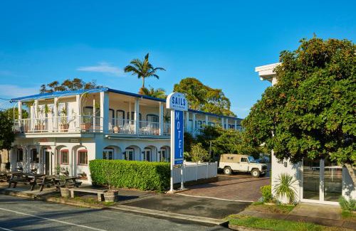 Brunswick Heads Hotel | Discover The Sails Motel Brunswick Heads with Oceanfront Bliss