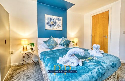 Trafford Apartment | Sale Symphony Suite: Ideal for Business and Leisure Stays