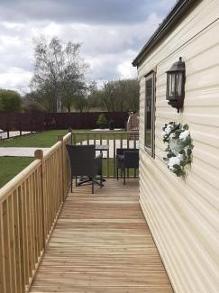 Crowle Other | Discover The Salsa: Pet & Child-Friendly Sunset Escape