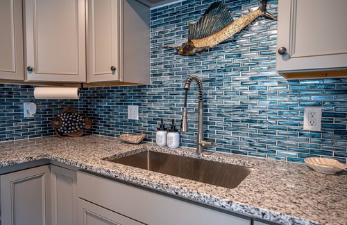 Reedsport House | Discover The Salty Duplex: Oceanfront Bliss Awaits