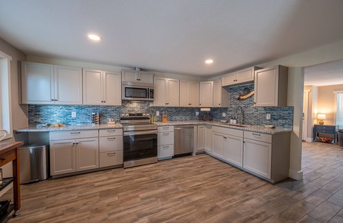 Reedsport House | Discover The Salty Duplex: Oceanfront Bliss Awaits