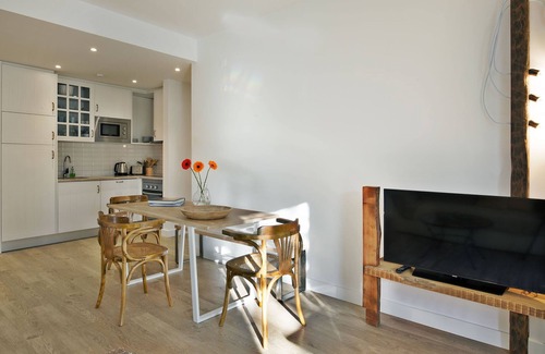 Lagos City Center Apartment | Experience The Salty Lodge: Oceanfront Bliss & Spa Retreat