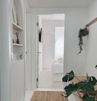 Cascais Apartment | The Salty Pearl - Charming Beach Retreat in Cascais