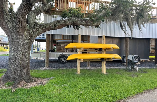 Cypremort Point Cottage | Waterfront Fishing Cottage with Kayaks and Family Fun