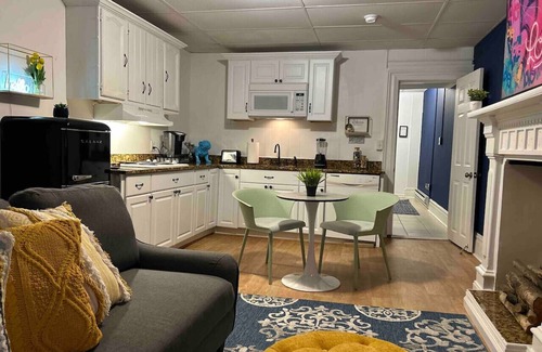 Martinsburg Apartment | The San Francisco Way