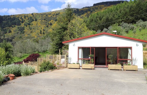Woodstock House | Discover The Sanctuary at The Havens: Family-Friendly Retreat