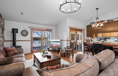 Cameron Cabin | Experience The Sanctuary on the Chetek / Prairie Lake Chain