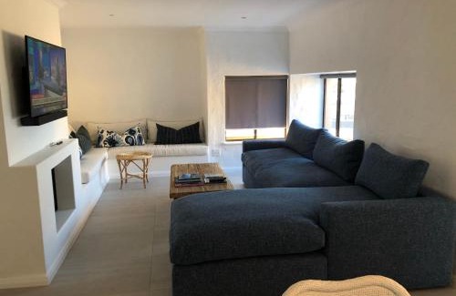 Robberg Beach Villa | Oceanfront Sanctuary Penthouse: Guest Rated 10/10 Stay