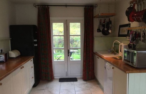 Murroogh House | The Sanctuary: Secluded 5 Bed Cottage sleeps 11