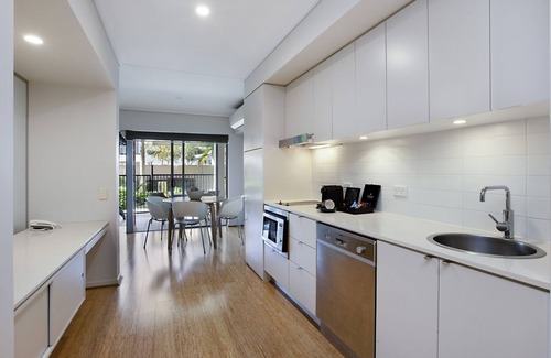 Casuarina Apartment | Elegant 2-Bed Dual Key with Private Plunge Pool Access