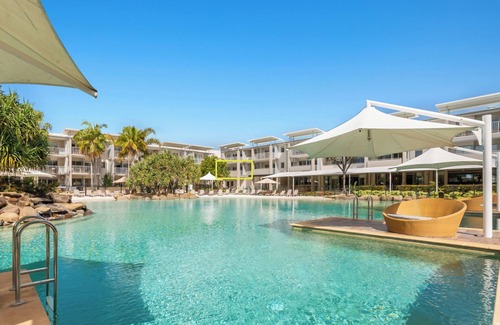 Casuarina Apartment | Elegant 2-Bed Dual Key with Private Plunge Pool Access