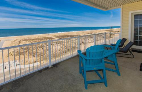 Sandbridge Apartment | Oceanfront Escape at The Sandbridge Dunes: Room With A View