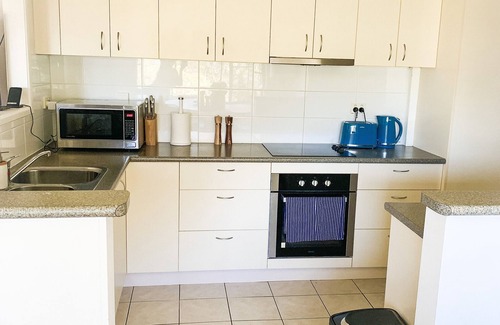 Safety Beach House | Discover The Sandcastle Safety Beach - 4 Bedroom Oasis
