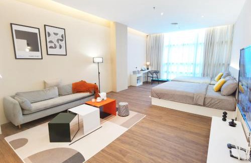 Taman Bukit Pantai Apartment | Stylish Stay at The Sandstone - Bangsar Trade Centre