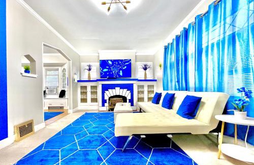 Old Brooklyn House | Explore The Sapphire Haven: A 4-Star Family Oasis