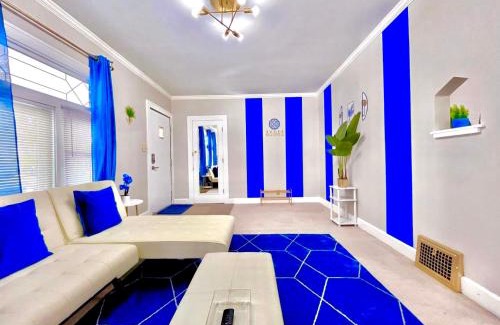 Old Brooklyn House | Explore The Sapphire Haven: A 4-Star Family Oasis