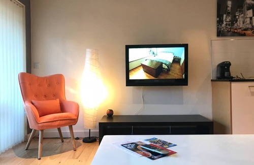 Hull Old Town Apartment | Discover The Sawmill: Elegant City Centre Retreat