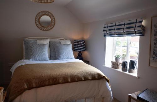 Child Okeford Bed & Breakfast | Discover The Saxon Inn: Family & Pet-Friendly Retreat