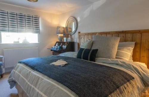 Child Okeford Bed & Breakfast | Discover The Saxon Inn: Family & Pet-Friendly Retreat