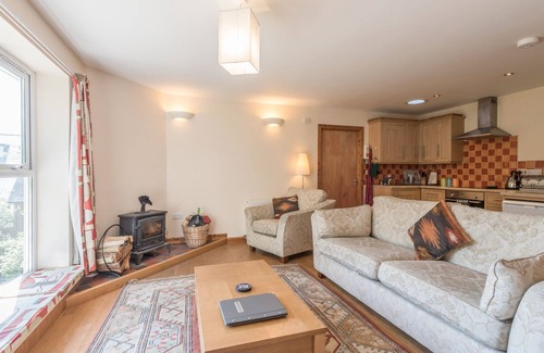 Bishops Castle Cottage | Experience Comfort at The Schoolhouse Brewhouse Hotel