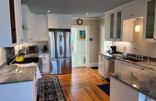 Boothbay Harbor House | Unforgettable Stay at The Sea Eagle - Waterfront Retreat