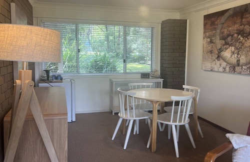 Berrara House | Discover The Sea Shack @ Berrara: Family-Friendly Retreat