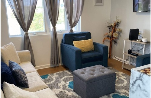 Estate Lower John Dunko Apartment | Relax at The Sea Side View @ Serenity Estate with Breakfast