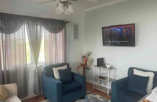 Estate Lower John Dunko Apartment | Relax at The Sea Side View @ Serenity Estate with Breakfast