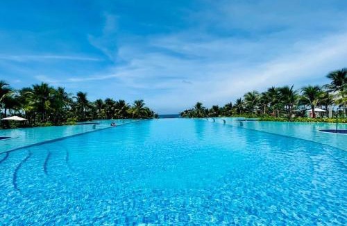 Cam Ranh Hotel | Oceanfront Bliss at The Sea View Cam Ranh Beach Resort
