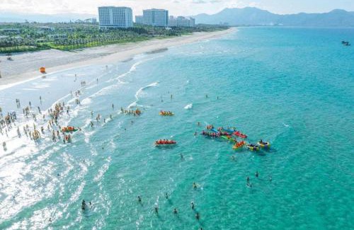 Cam Ranh Hotel | Oceanfront Bliss at The Sea View Cam Ranh Beach Resort