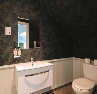 Cullen Hotel | Discover The Seafield Arms-Cullen: Family-Friendly Retreat