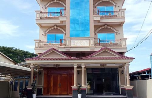 Kampot House | Cozy Seagull Guesthouse in Kampot with Breakfast Included