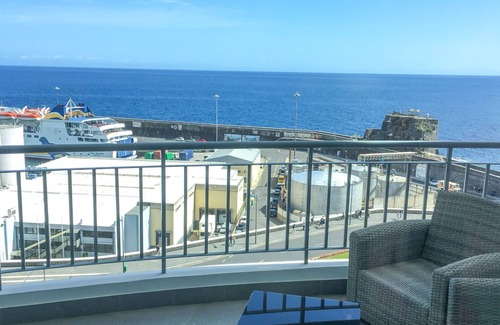 Se Apartment | Top-Rated Seaside Apartment with Spa & Kitchen Amenities