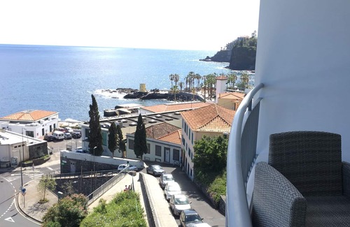 Se Apartment | Top-Rated Seaside Apartment with Spa & Kitchen Amenities