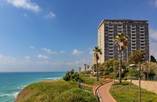 Netanya Hotel | Experience Oceanfront Comfort at The Seasons Hotel Suites