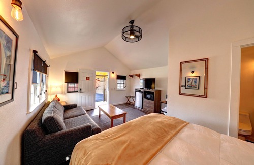 Seaview Hotel | Unforgettable Oceanfront Stay at The Seaview Cottages