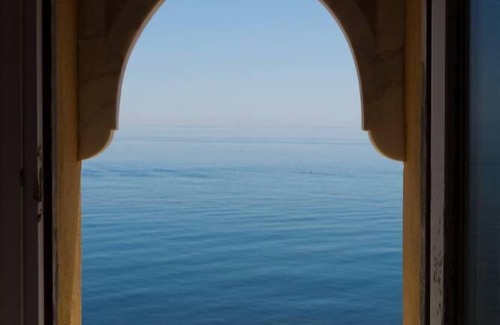 Santa Marinella House | Discover The Secret Garden: Oceanfront Bliss Awaits You