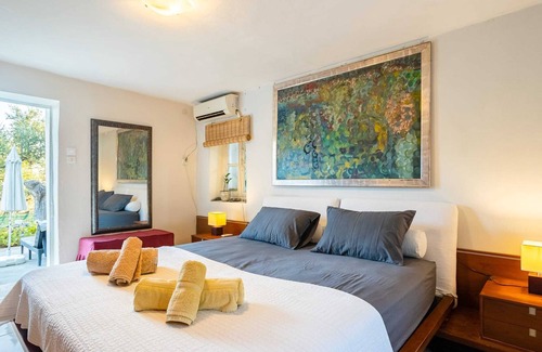 Katsaraiika House | The Secret Garden, A Charming Home in Kalamata