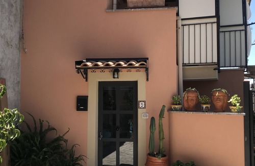 Forza d'Agro House | Discover The Secret Garden: Ocean View & Spa Oasis