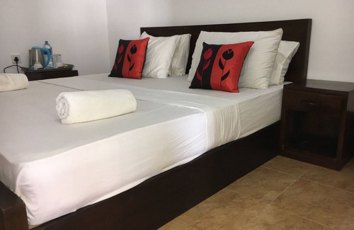 Trincomalee House | Discover The Secret Haven: Family-Friendly & Breakfast Included