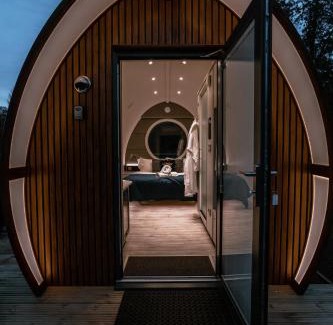 Penicuik Apartment | Discover The Secret Hideaway: Eco-Friendly Retreat Awaits