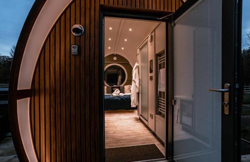 Penicuik Apartment | Discover The Secret Hideaway: Eco-Friendly Retreat Awaits