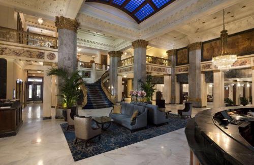 Downtown Louisville Hotel | Experience Comfort at The Seelbach Hilton Louisville