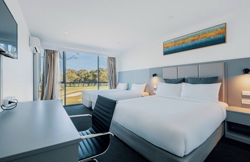 West Ryde Hotel | Discover The Select Inn Ryde: Family-Friendly Retreat