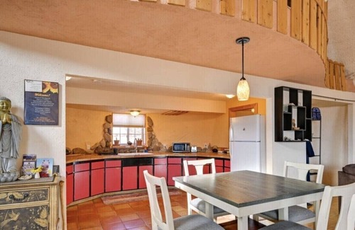 Crestone Apartment | Experience The Serene Dome: Pet & Child Friendly Retreat