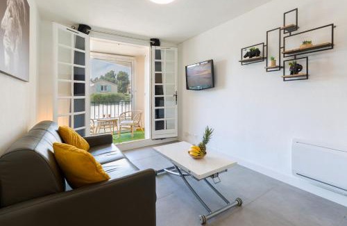 L'Evescat Apartment | Cozy Serenity at The Serengeti - Family-Friendly Stay